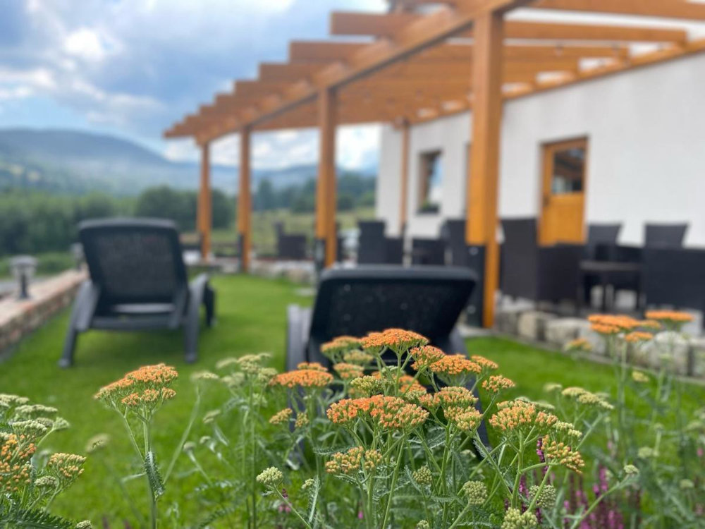 Widok z tarasu Miodówki