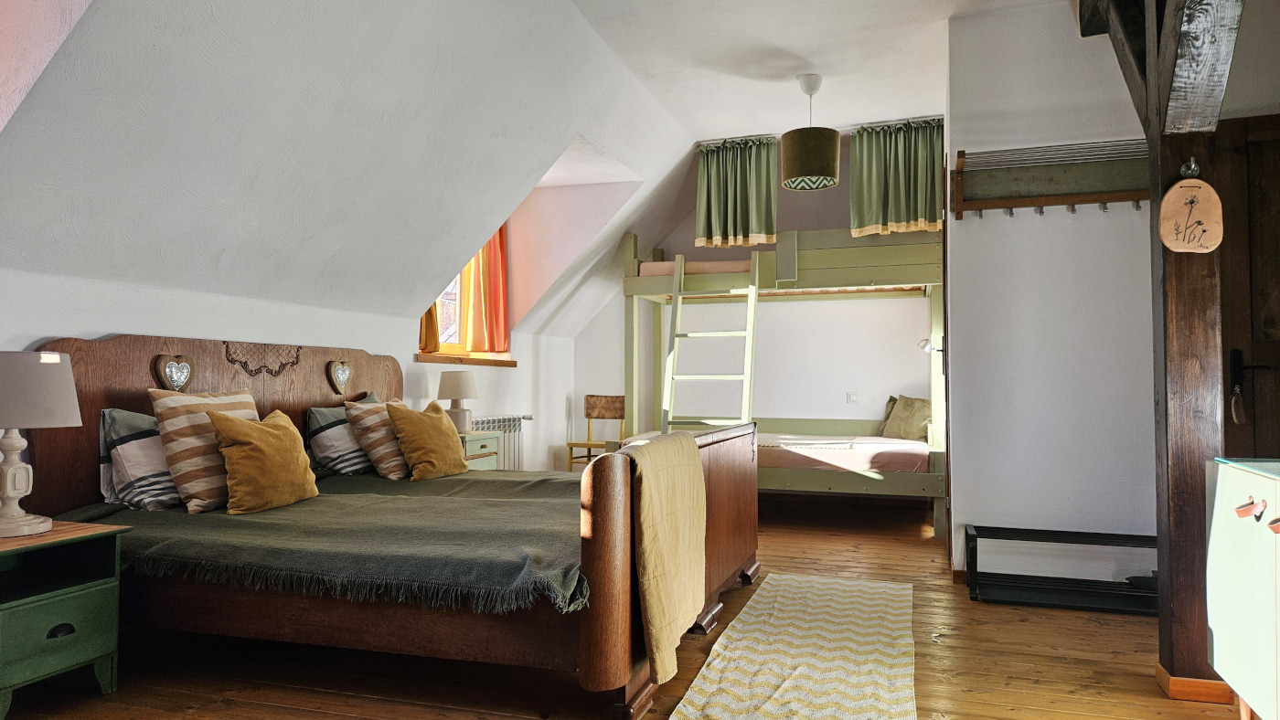 Wnętrze pokoju lipowego pensjonatu Miodówka