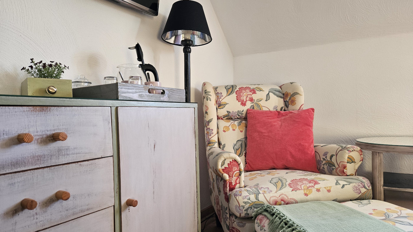 Wnętrze pokoju pensjonatu Miodówka